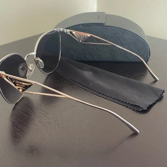Prada SPR50Z Silver Cateye Sunglasses Prada - Triangle Cat Eye Metal Sunglasses Silver | www  main image 4
